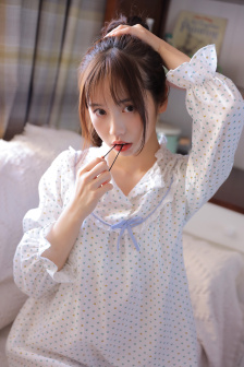 白人BBW撒尿